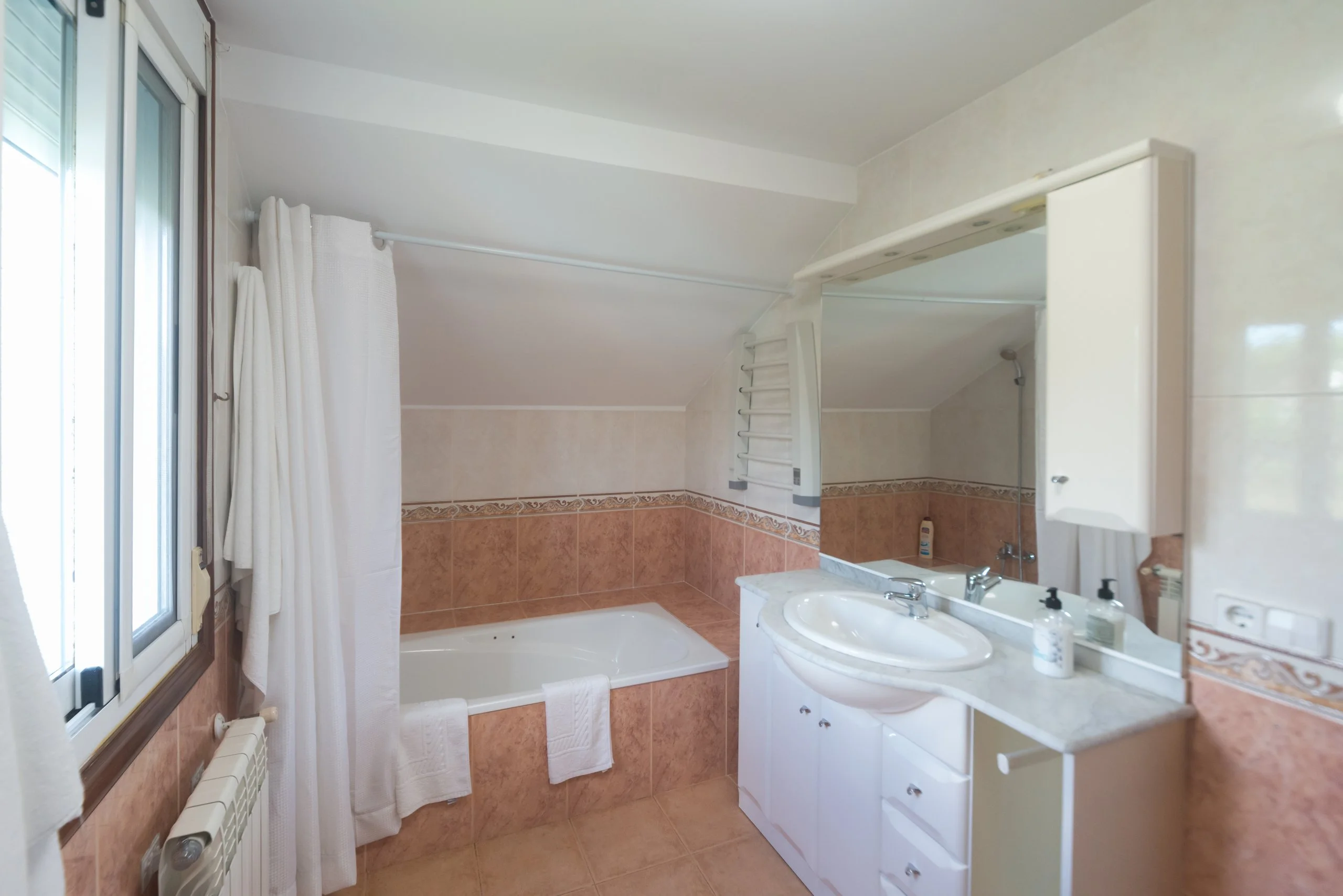 Baño completo con ducha